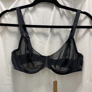 SKIMS No Show Unlined Demi Bra